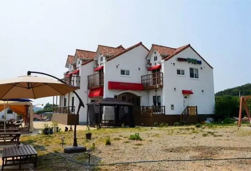 Hotelli Seocheon Redpungchatiang Pension