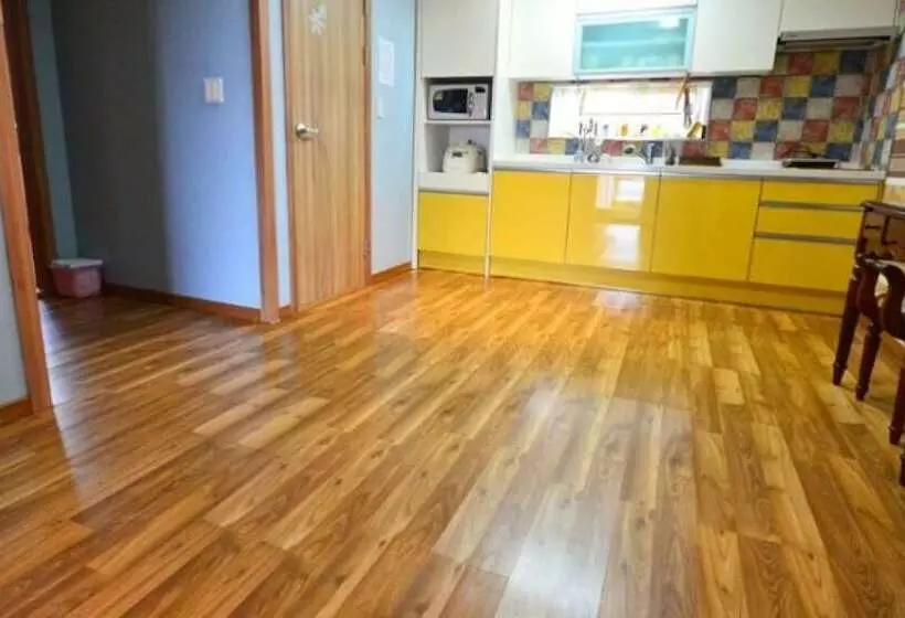 Hotelli Seocheon Redpungchatiang Pension