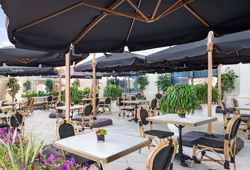 The Plaza Doha, Lxr Hotels & Resorts