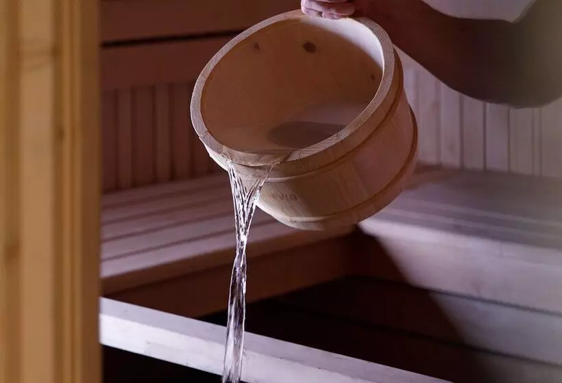 The Plaza Doha, Lxr Hotels & Resorts