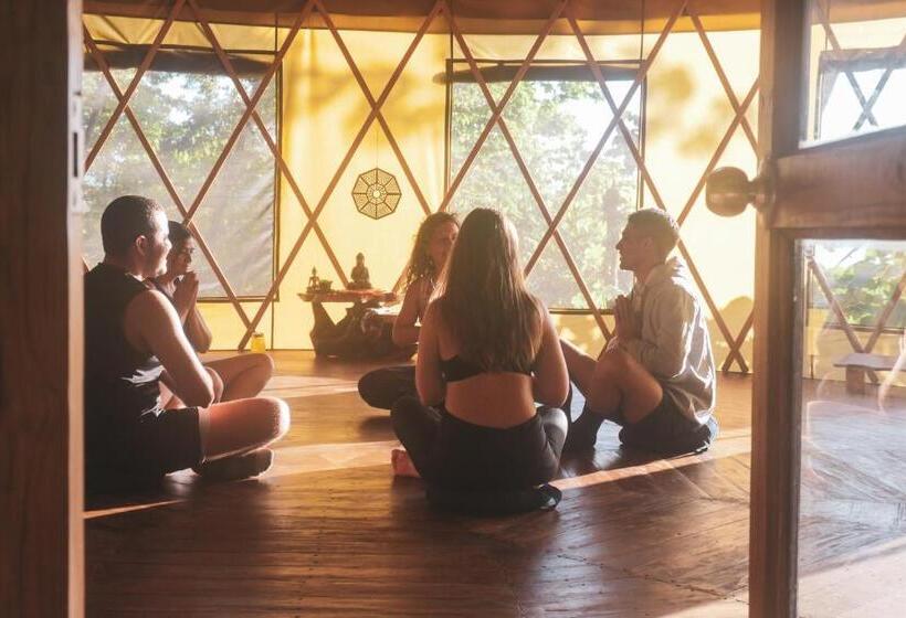 هتل Trekker Glamping