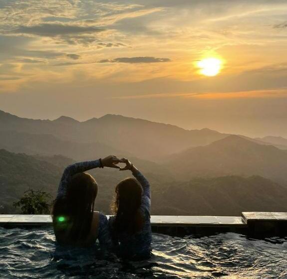 هتل Trekker Glamping