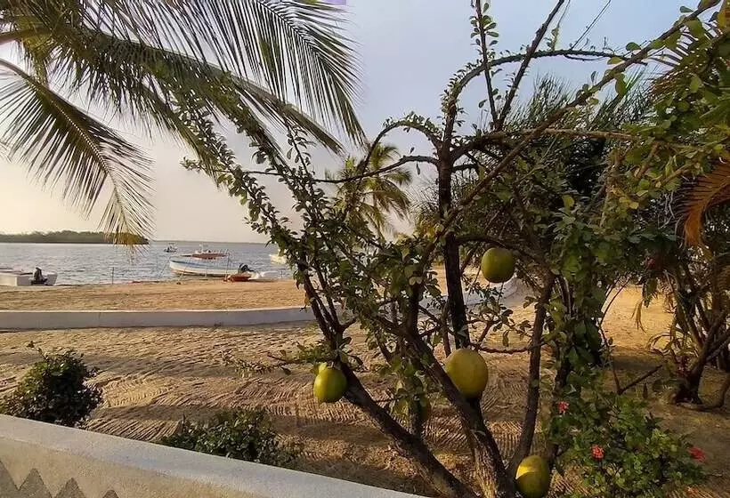 هتل Katakalousse Peche Loisirs