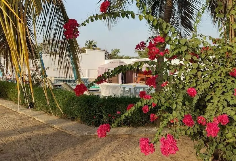 هتل Katakalousse Peche Loisirs