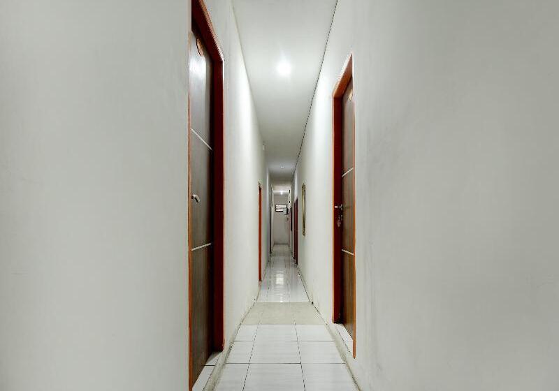 Szálloda Reddoorz Near Jalan Jenderal Sudirman Palembang