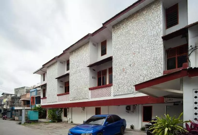 ホテル Reddoorz Near Jalan Jenderal Sudirman Palembang