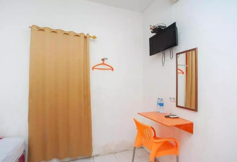 ホテル Reddoorz Near Jalan Jenderal Sudirman Palembang
