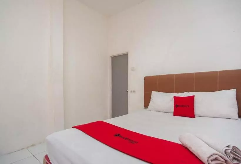 ホテル Reddoorz Near Jalan Jenderal Sudirman Palembang