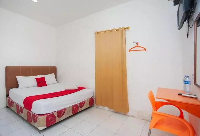 ホテル Reddoorz Near Jalan Jenderal Sudirman Palembang