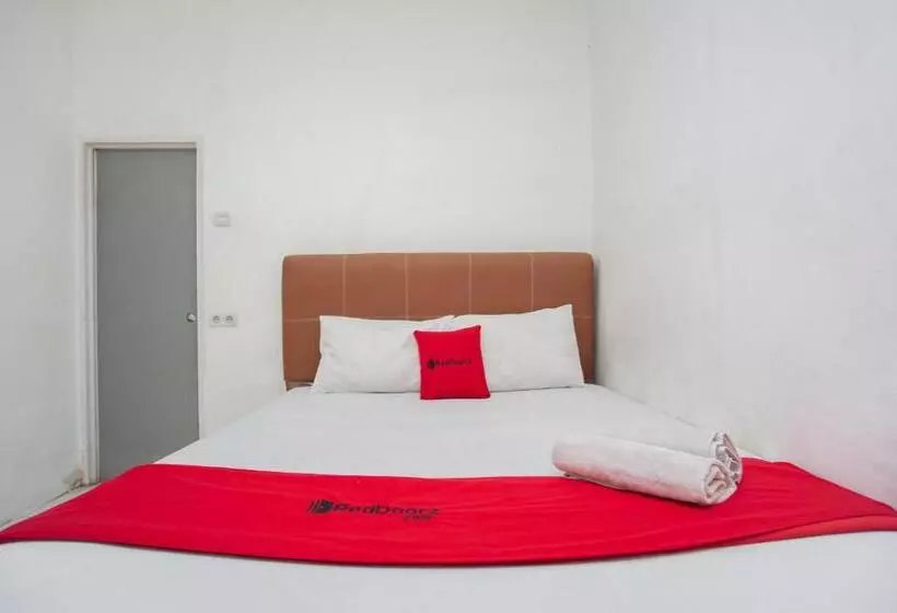 ホテル Reddoorz Near Jalan Jenderal Sudirman Palembang