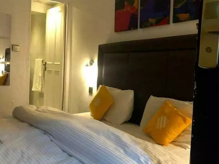 Paraline Hotels & Resorts