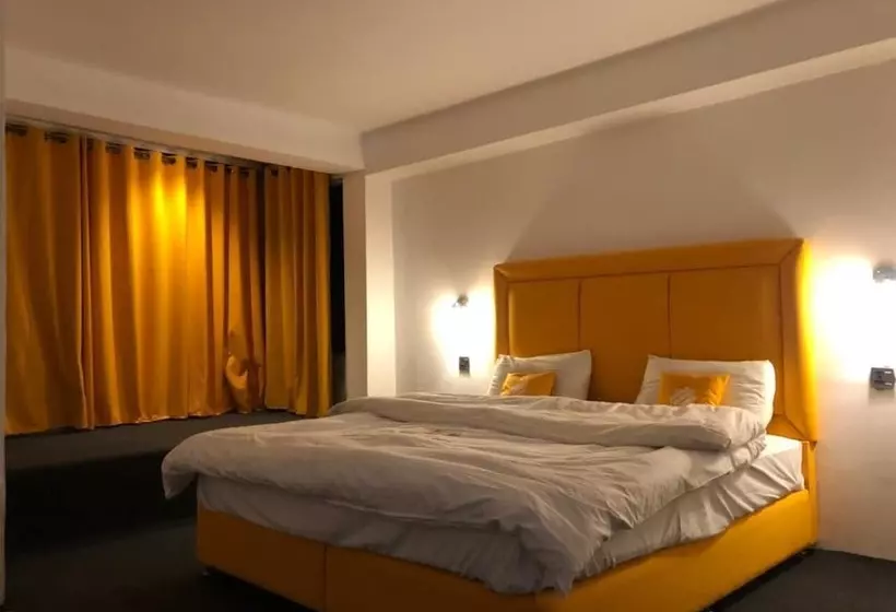 Paraline Hotels & Resorts