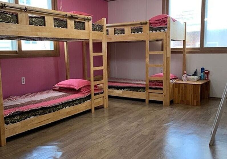 پانسیون Jeju Gobullak Guest House