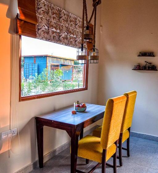 Majatalo Tree Of Life Ecotainers Agra