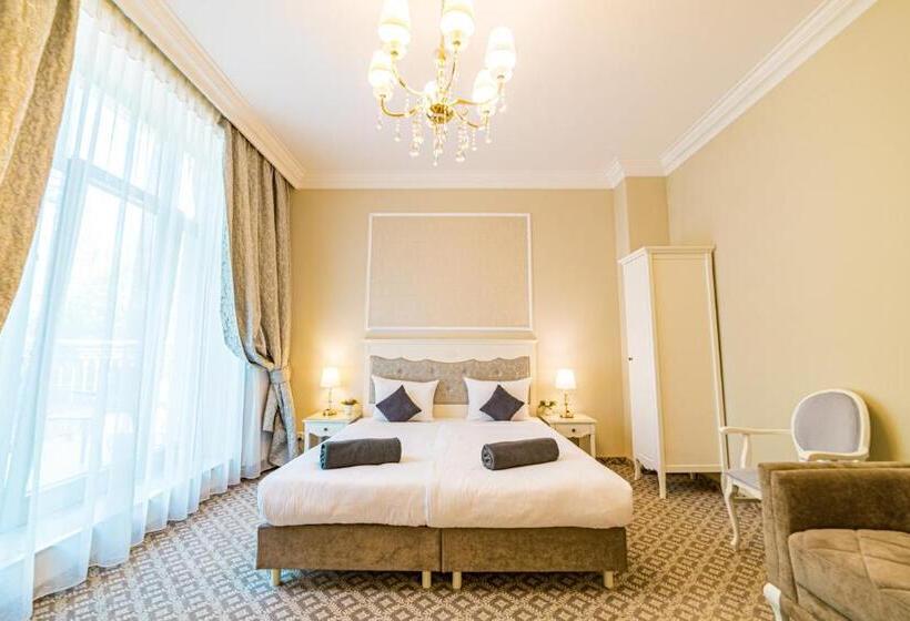 בית מלון כפרי Willa Flora