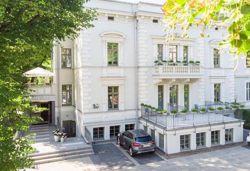 בית מלון כפרי Willa Flora