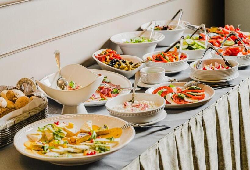 בית מלון כפרי Willa Flora