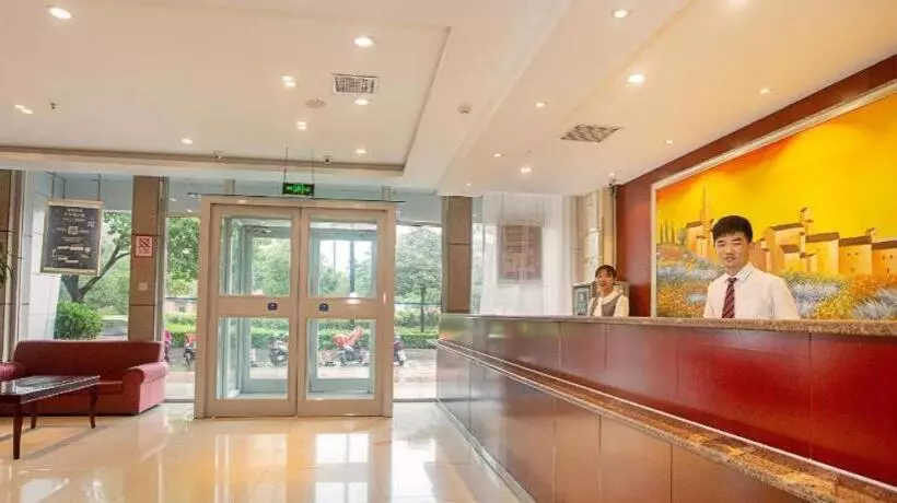 Hanting Hotel Luoyang Longmen Railway Station