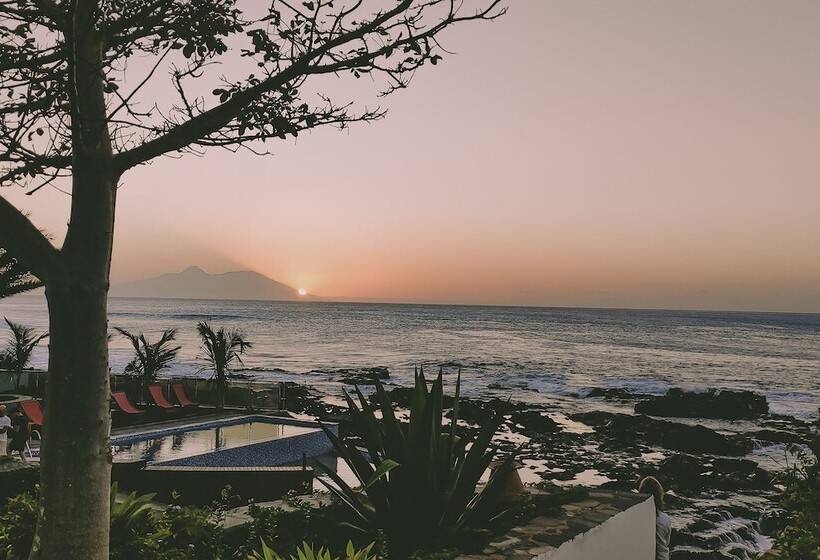 هتل King Fisher Village