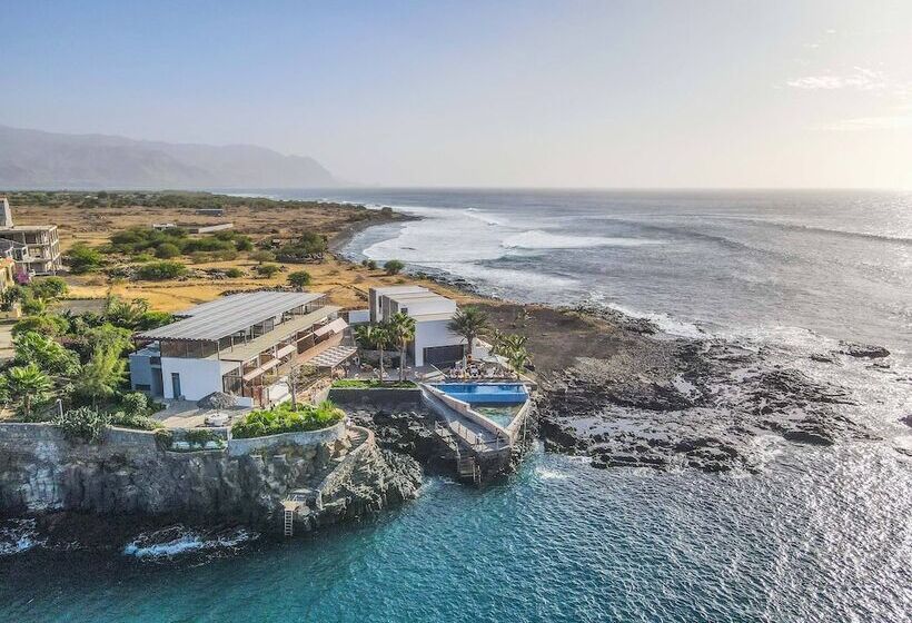 هتل King Fisher Village