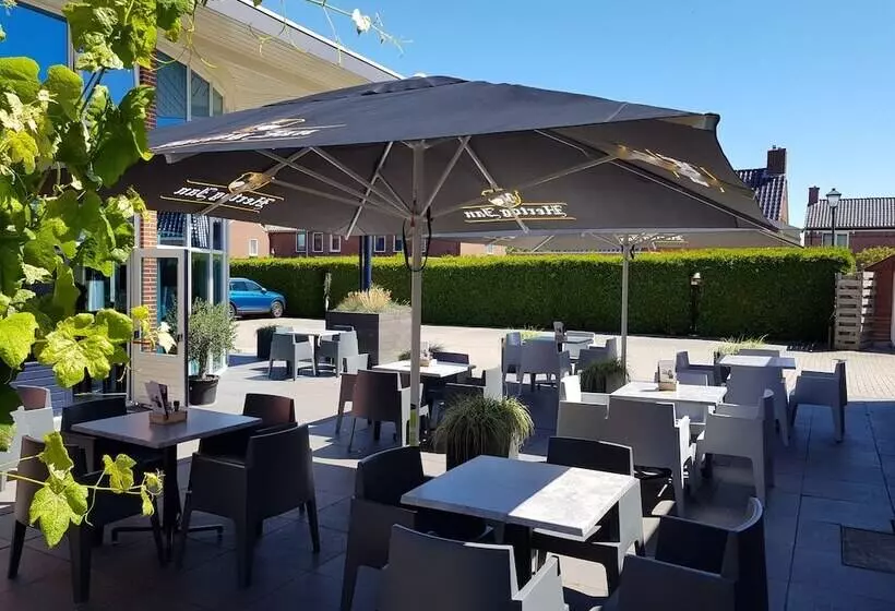 Hotelli Appartementen Klaver Vier