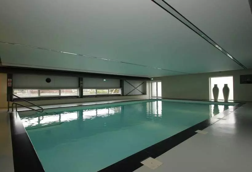 Hotelli Appartementen Klaver Vier