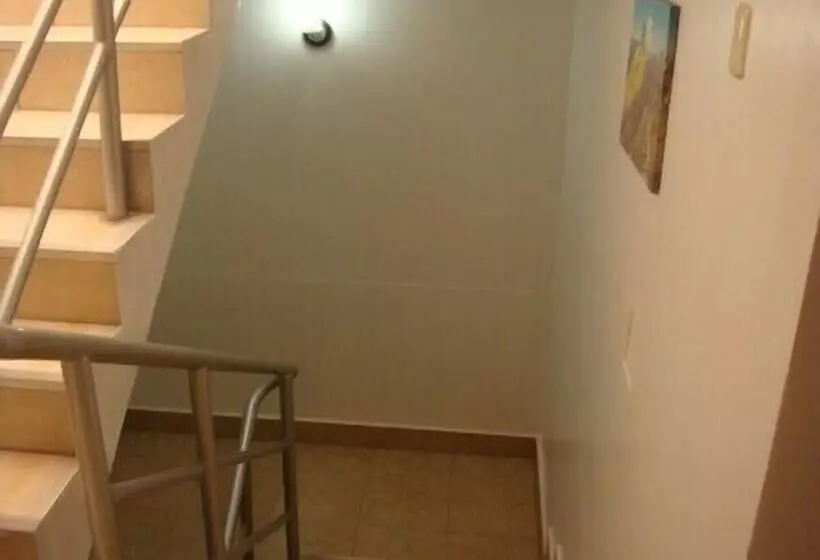 هتل Begonias   Chiclayo