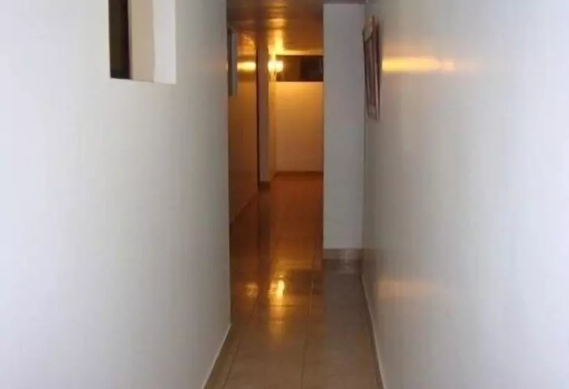 هتل Begonias   Chiclayo