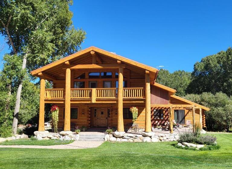 فندق Buffalopeaks Lodge