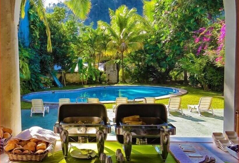 Отель Chanchamayo Inn