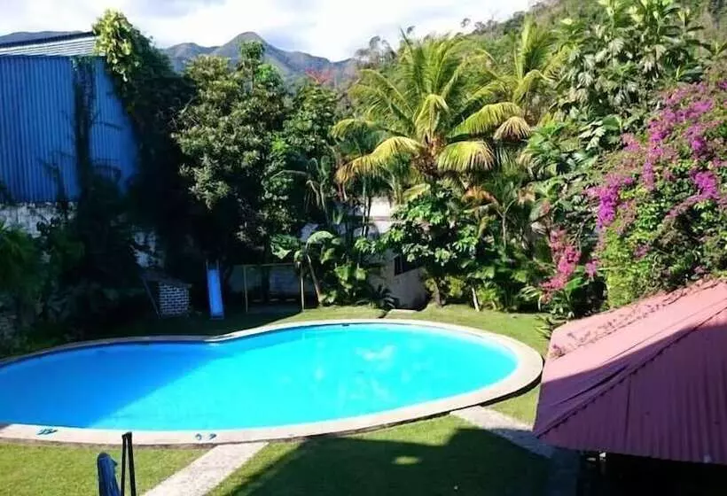 Hotelli Chanchamayo Inn