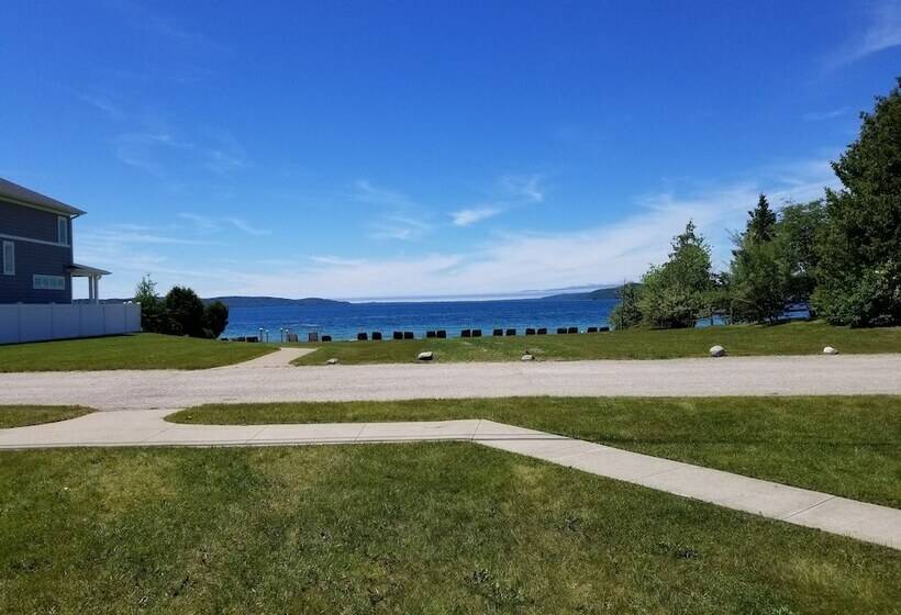 ホテル Crystal Lake Resort