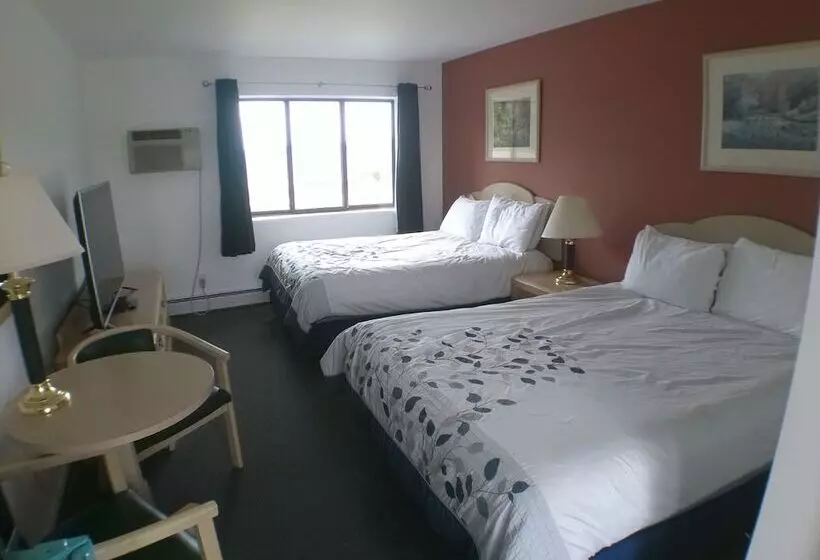 Hotelli Crystal Lake Resort