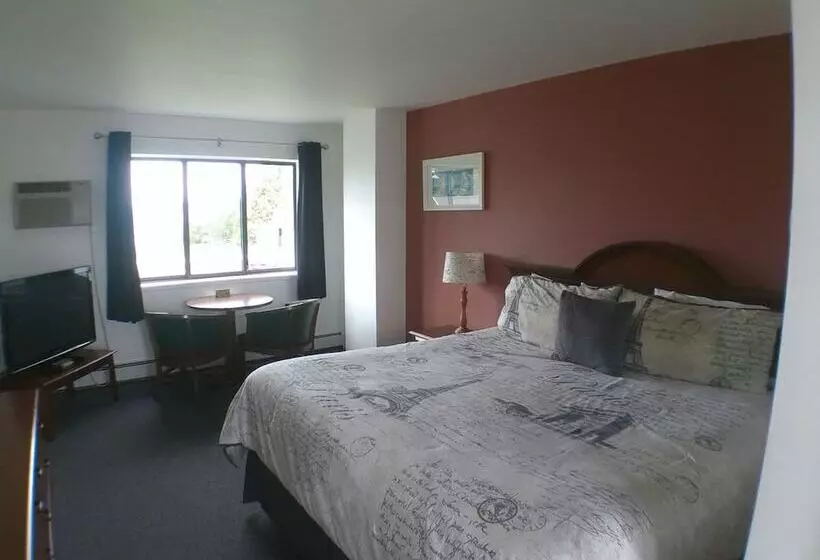 Hotelli Crystal Lake Resort