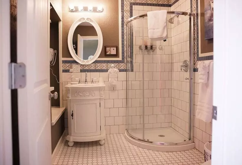 Hotelli Fiddler S Inn