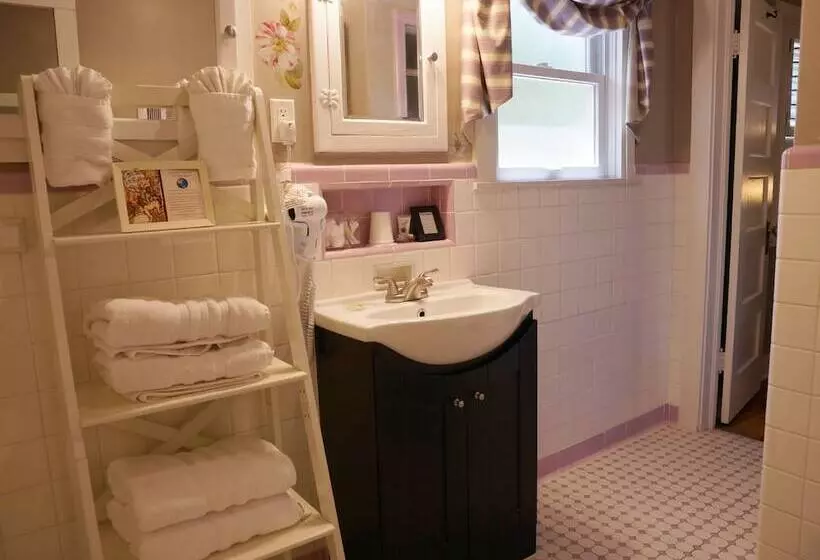 Hotelli Fiddler S Inn