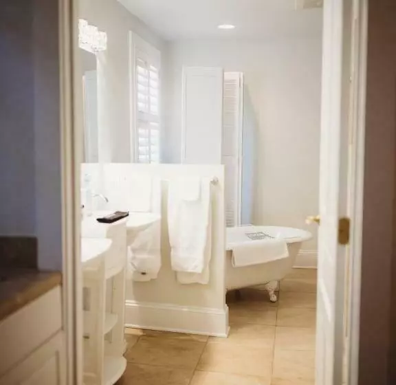 ホテル The Jefferson Inn