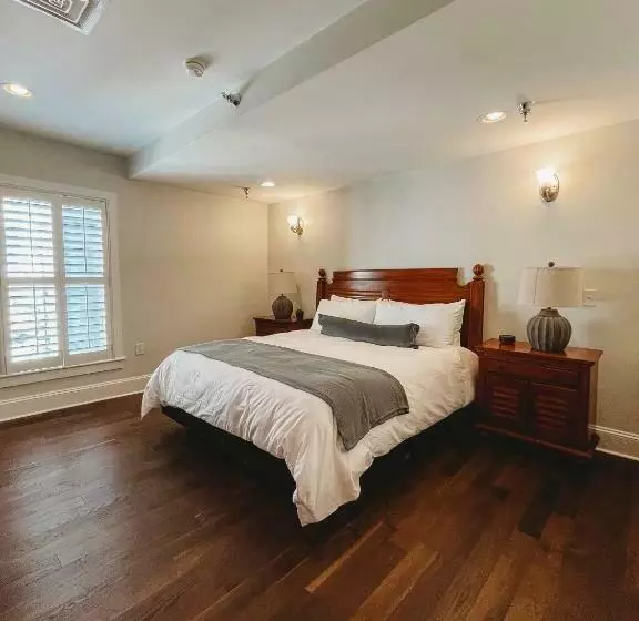 ホテル The Jefferson Inn