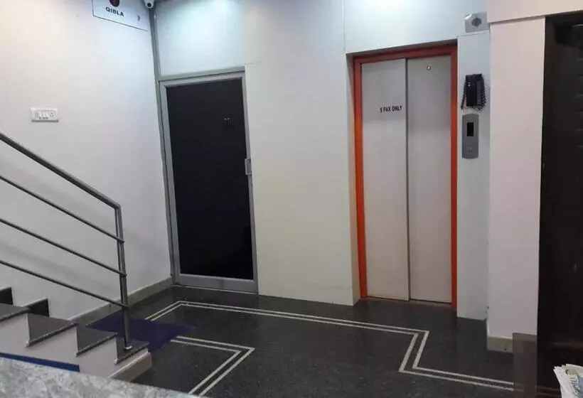 Hotelli Bluemoon Residency