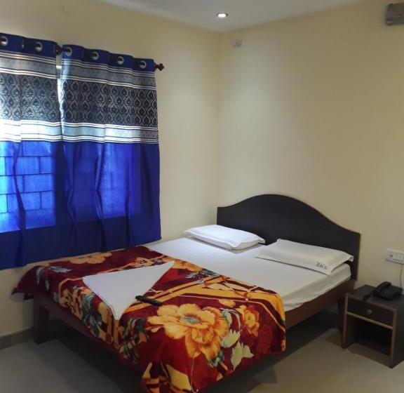 Hotel Bluemoon Residency