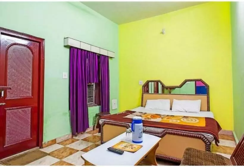 Hotelli Parag, Gurdaspur Road, Pathankot