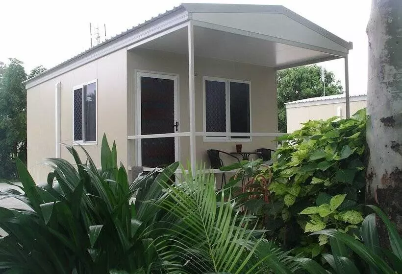 Hotelli Charters Towers Tourist Park