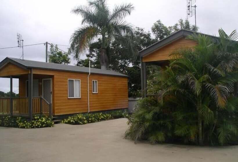 Отель Charters Towers Tourist Park