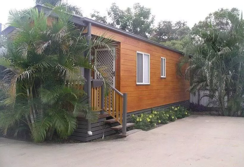 Hotelli Charters Towers Tourist Park