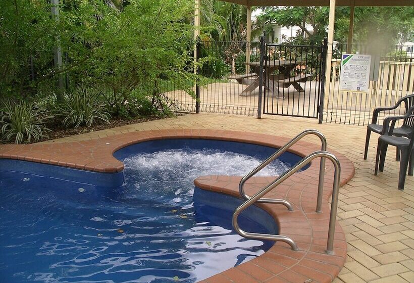 Отель Charters Towers Tourist Park