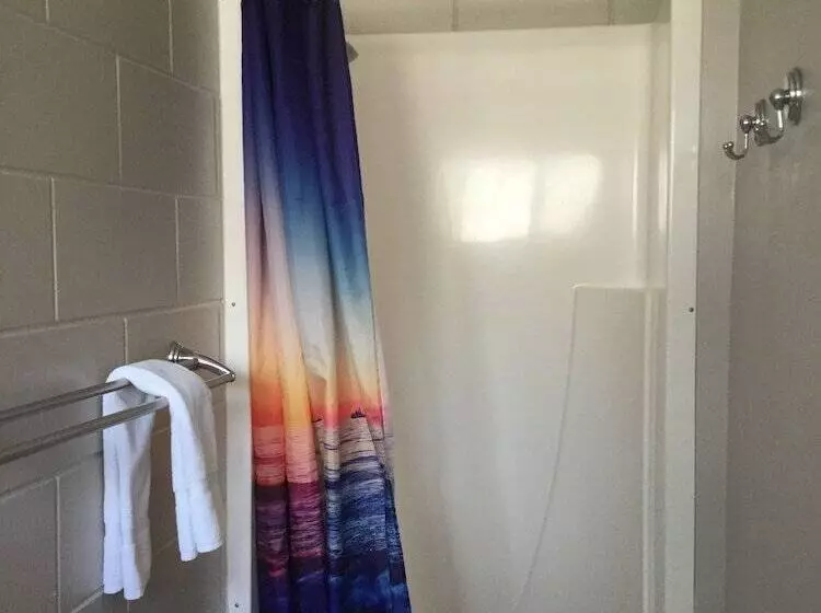 Hotelli Charters Towers Tourist Park