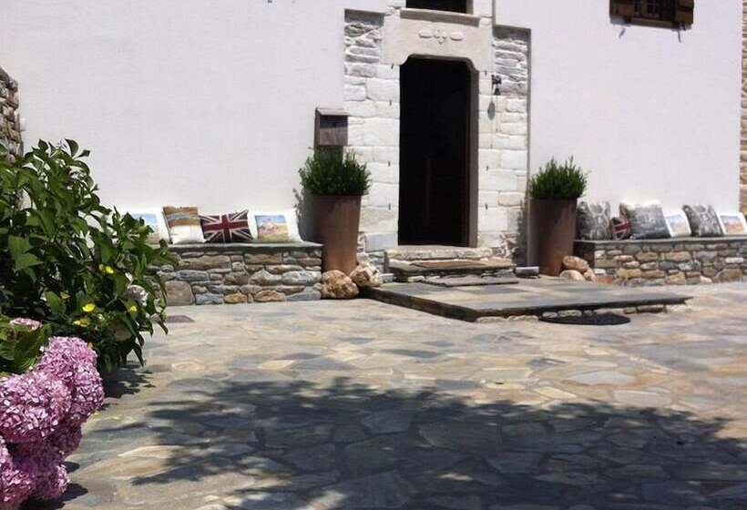 Отель Mountain's Secret