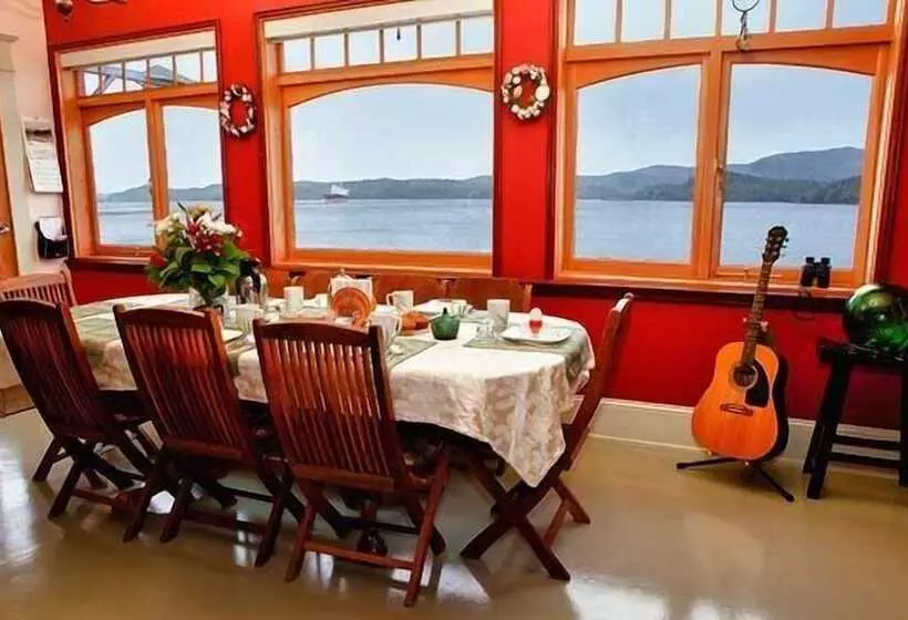 ホテル Eagle Bluff Bed & Breakfast