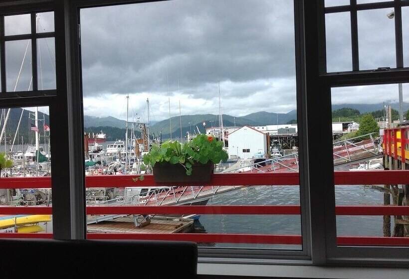 هتل Eagle Bluff Bed & Breakfast