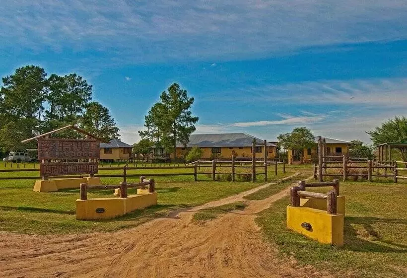 ホテル Irupe Lodge